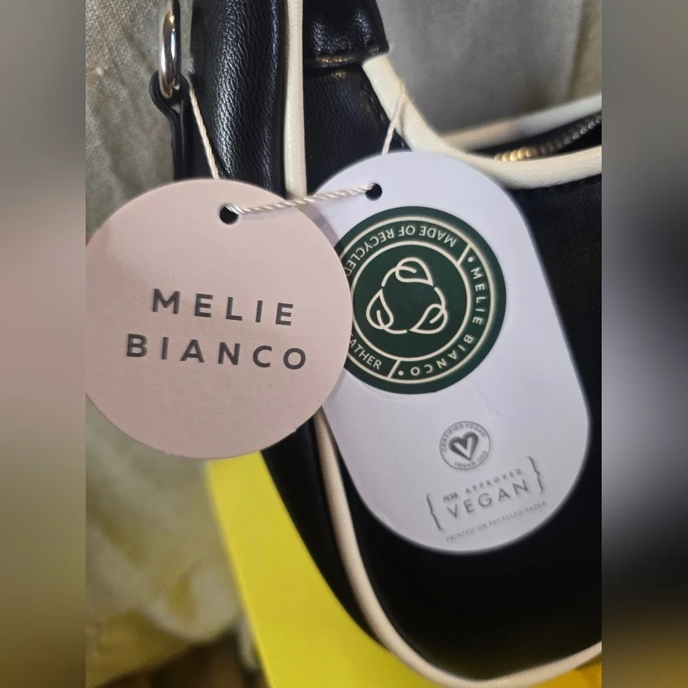 Melie Bianco chic hobo